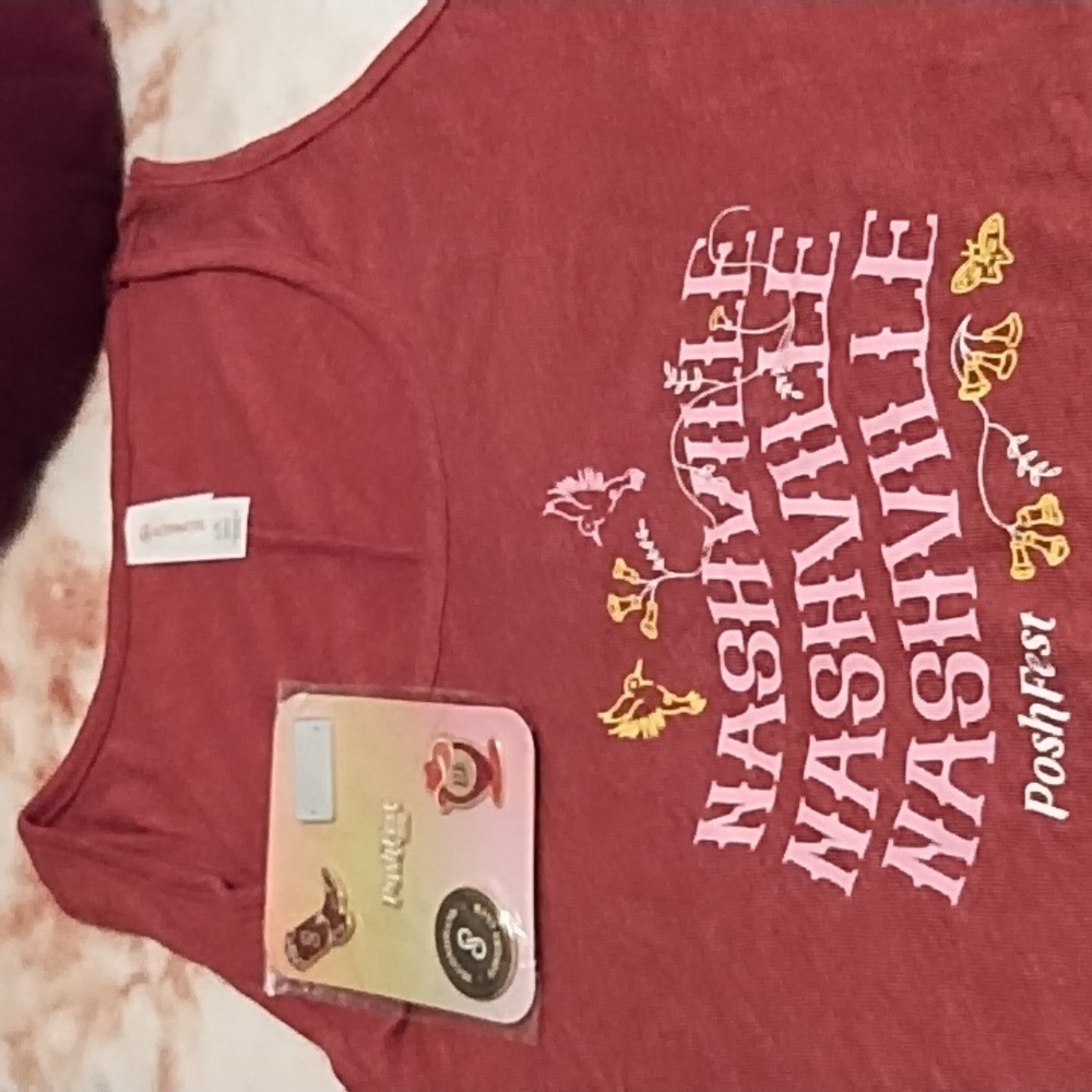 Nashville 🐦 Poshfest 2024 SWAG🤍Tank Top & Set of 5 Pins! - Picture 9 of 11